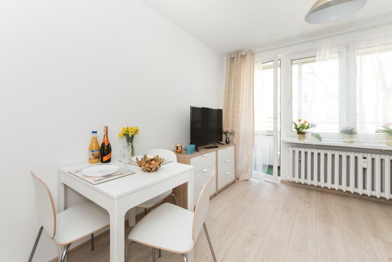 Superapart Luzycka 10 Warschau Exterior foto