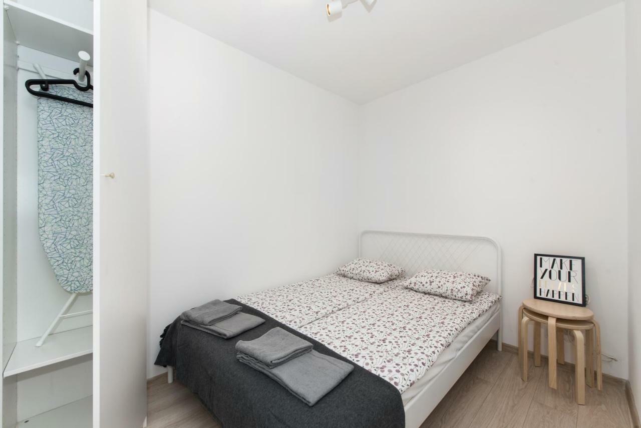 Superapart Luzycka 10 Warschau Exterior foto
